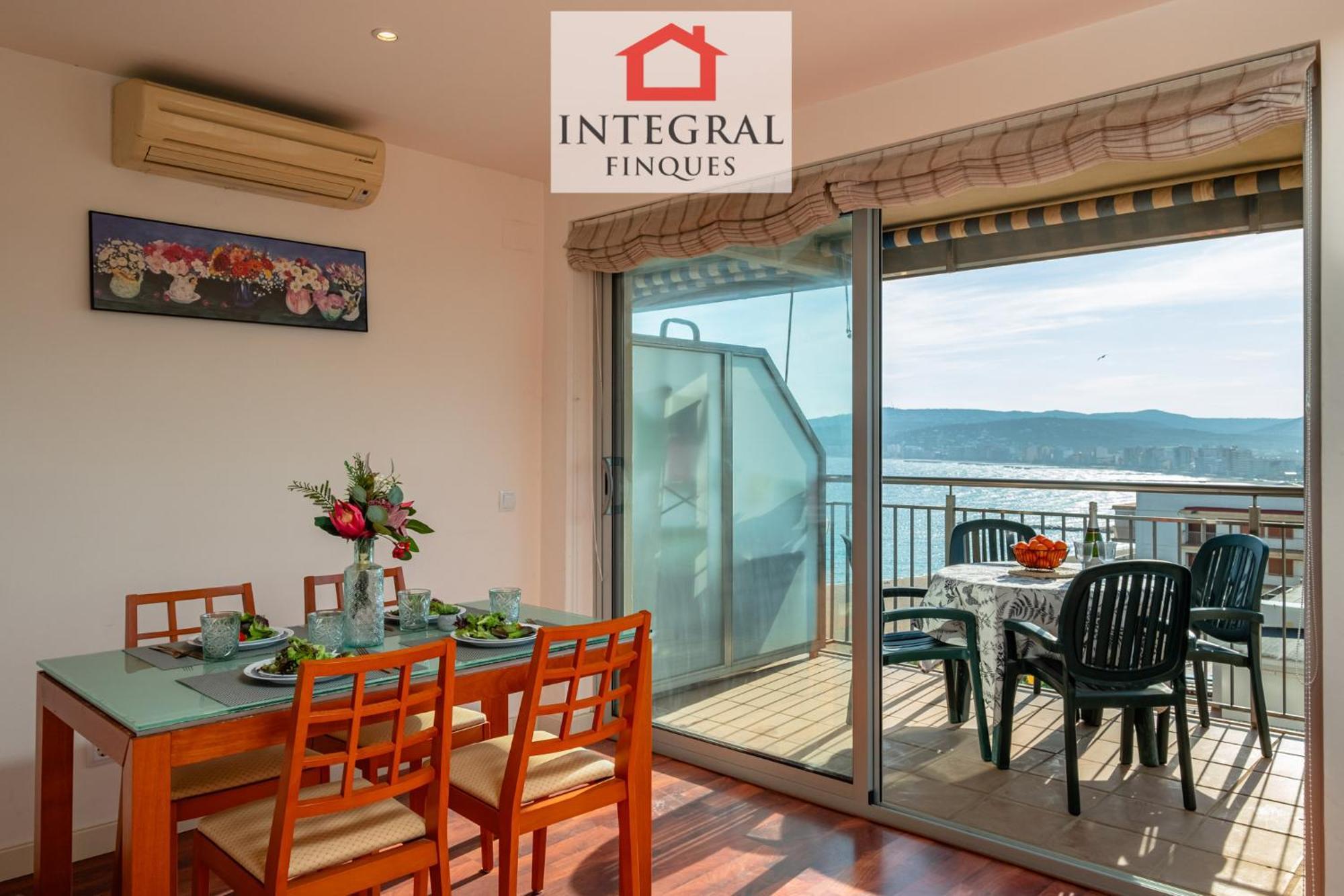 Infinite View Palamos Apartment Bagian luar foto