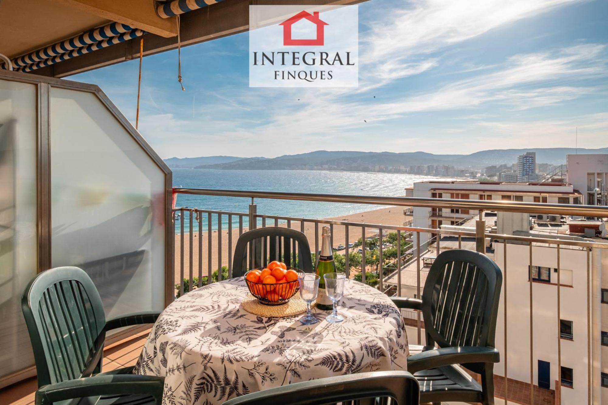 Infinite View Palamos Apartment Bagian luar foto